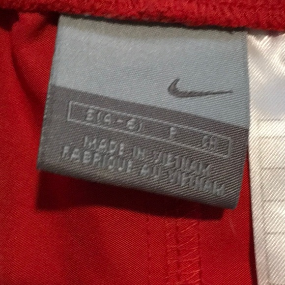 Nike shorts with drawstring and pockets Size S (4-6) - Picture 2 of 6